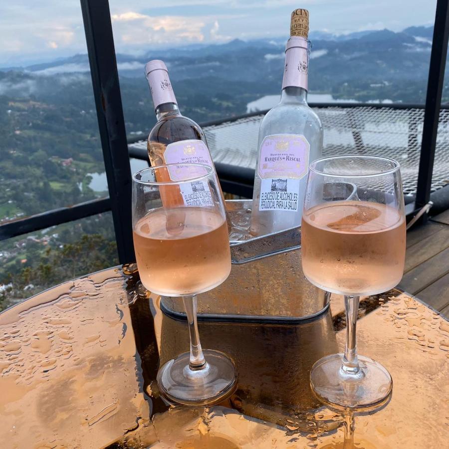 Glamping La Montaña Sagrada Hotel Medellin Bagian luar foto